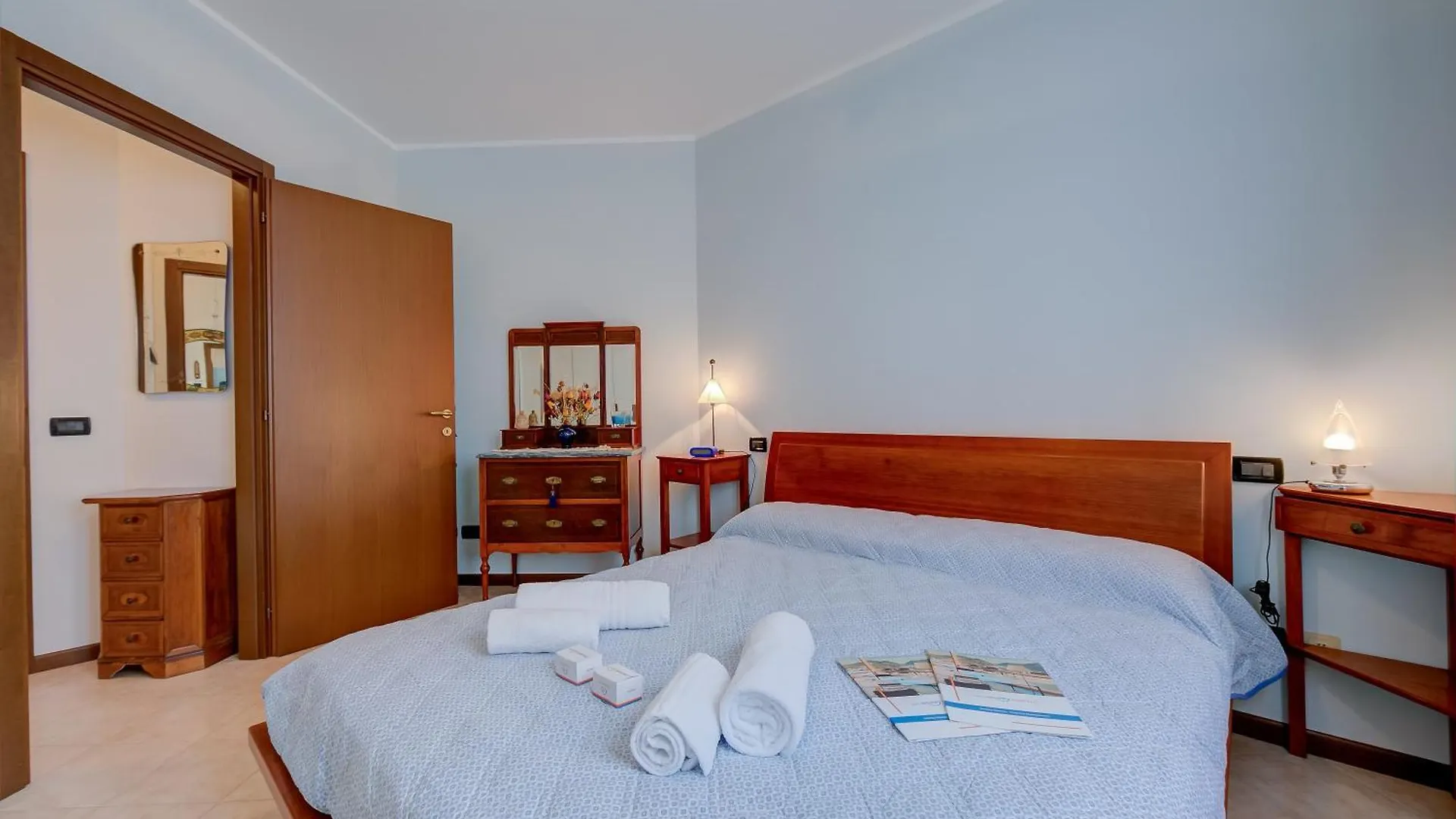 Verde Giada-Shared Pool & Parking - Happy Rentals Toscolano Maderno 0*,